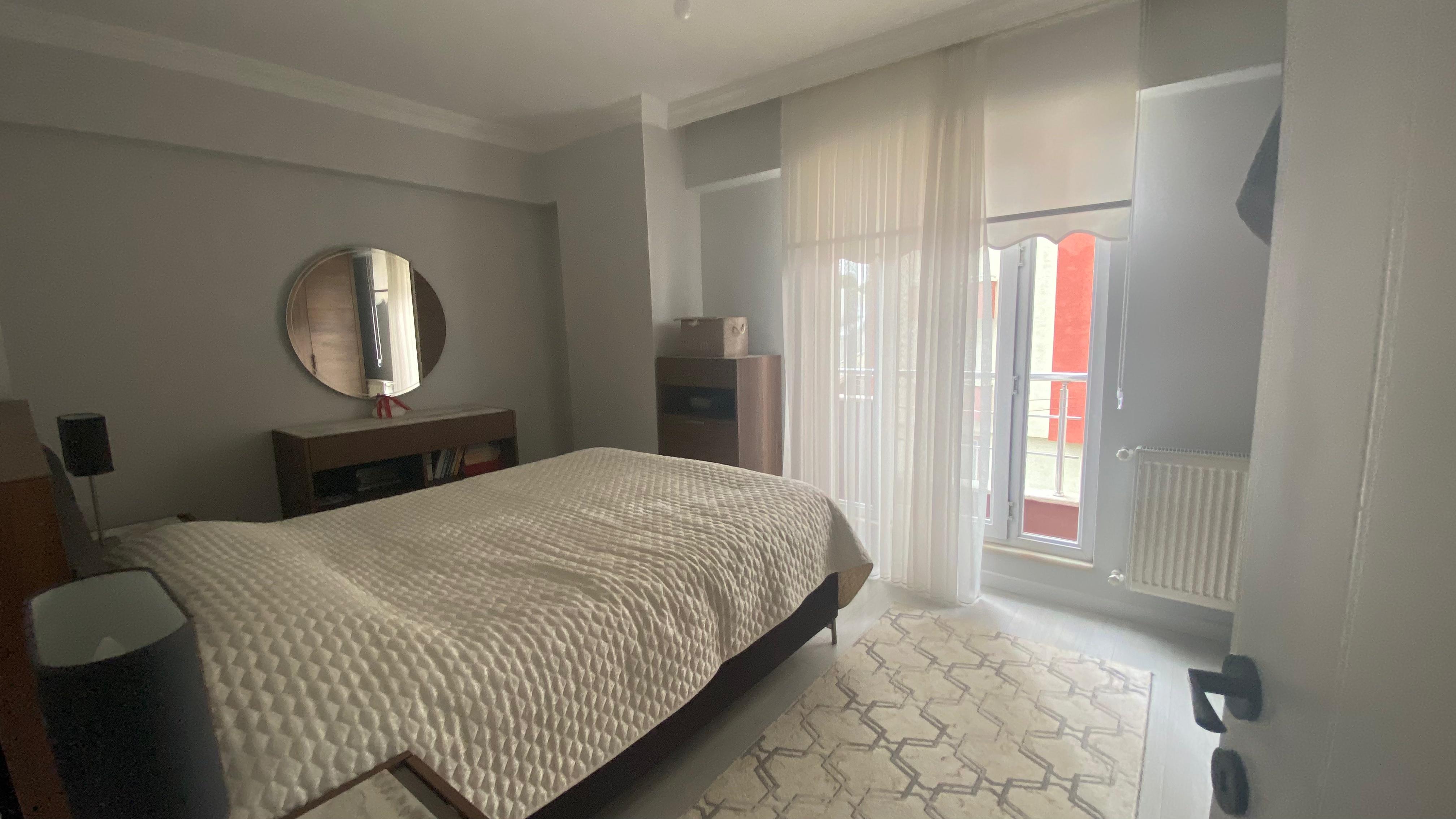 ÇUKURÇAYIR'DA SİTE İÇERİSİNDE İÇİ FULL YAPILI 3+1 SATILIK DAİRE